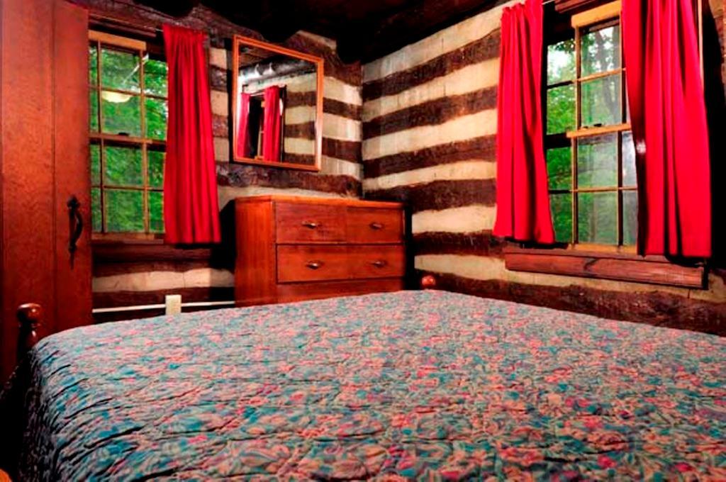 Cacapon State Park Lodge Berkeley Springs Rom bilde